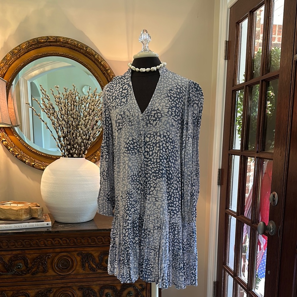 Love Stitch Blue and White Long Sleeve Dress